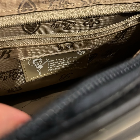 🚫SOLD Betty Boop handbag/crossbody bag 2017 - Picture 10 of 16